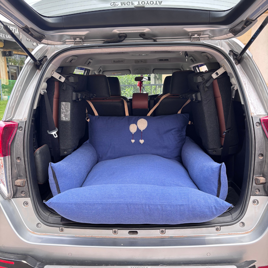 Boot Car Seat for dogs | Blue Dog Car Seats