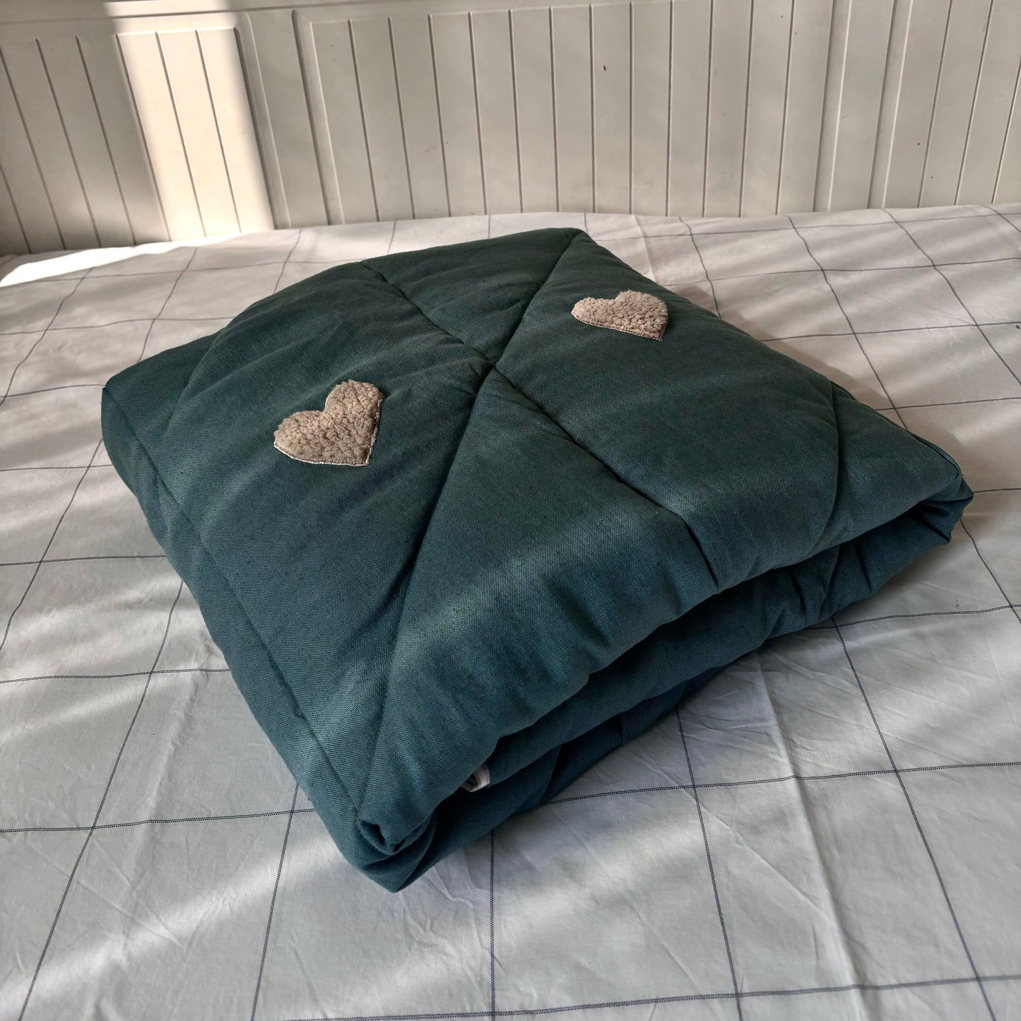 Embroidered dog blankets | Puppy blankets online India