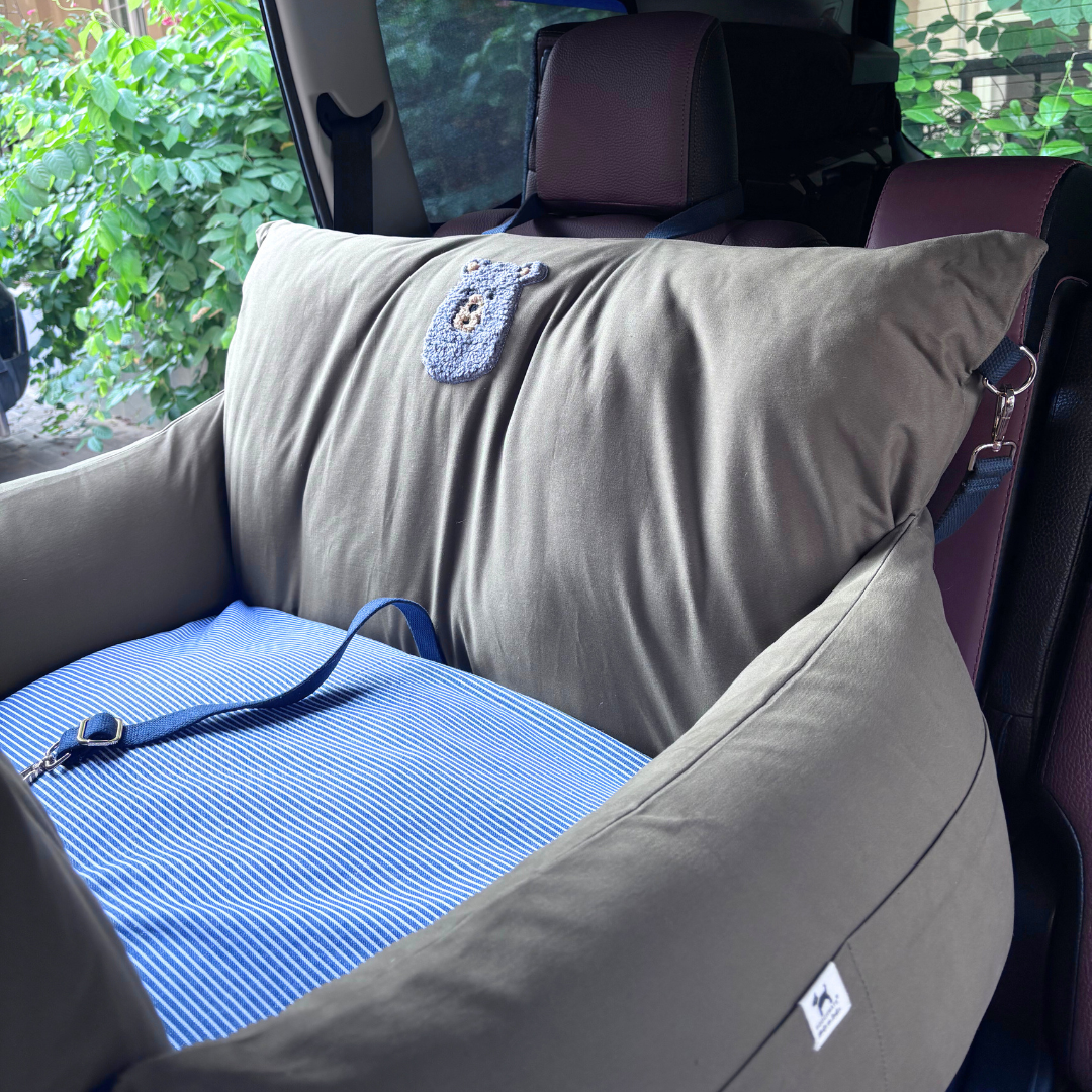 PoochMate Travel beds| Dog Car Seats India | Best dog car seat| Dog Bed for car backseat