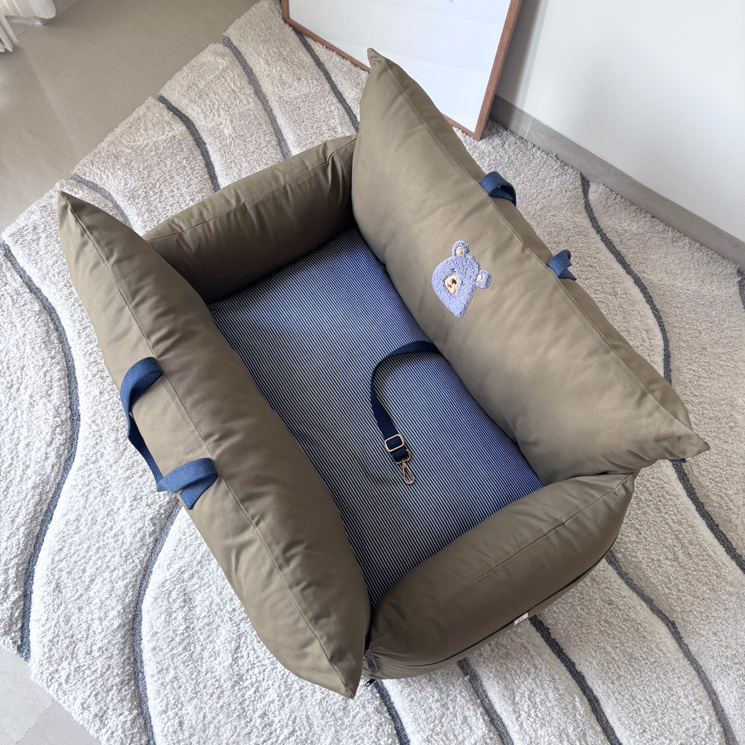 PoochMate Travel bed | Dog Car Seats online India | Dog Travel Beds for large dogs