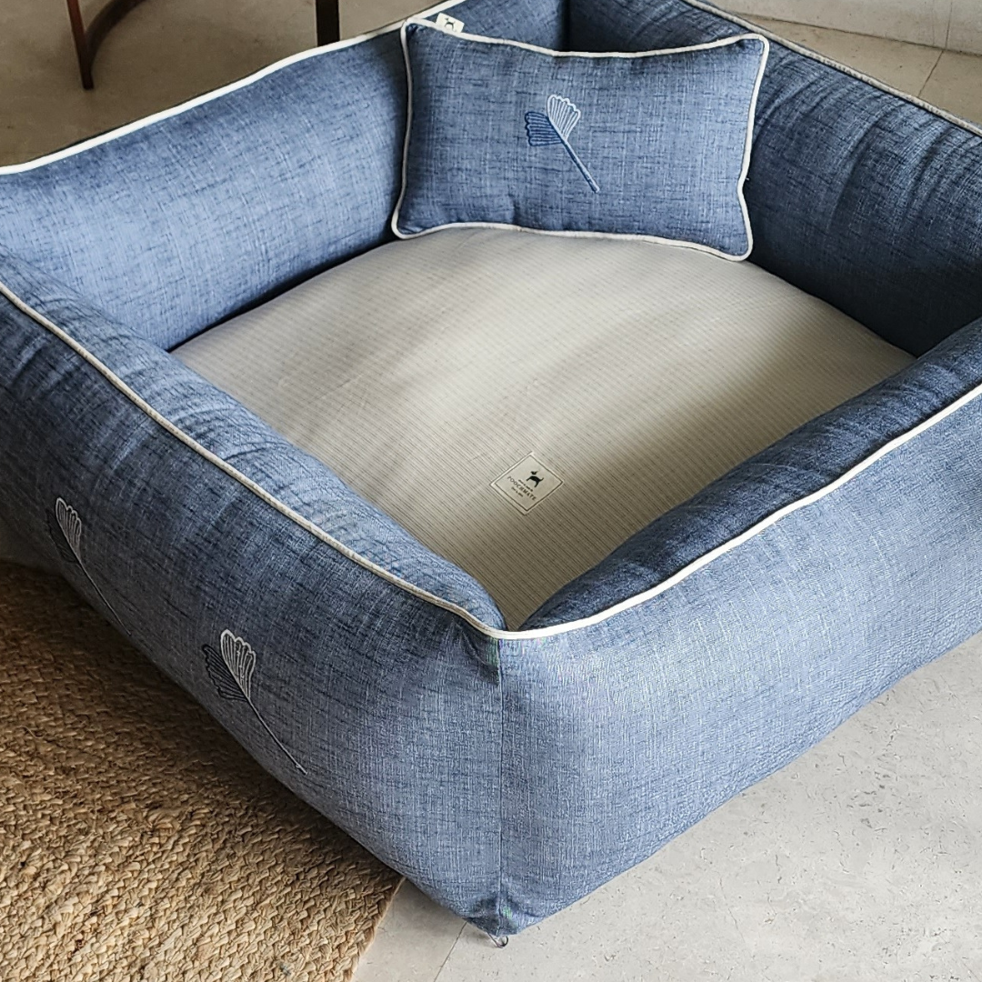 PoochMate Navy Linen Ginkgo Dog Bed Cover