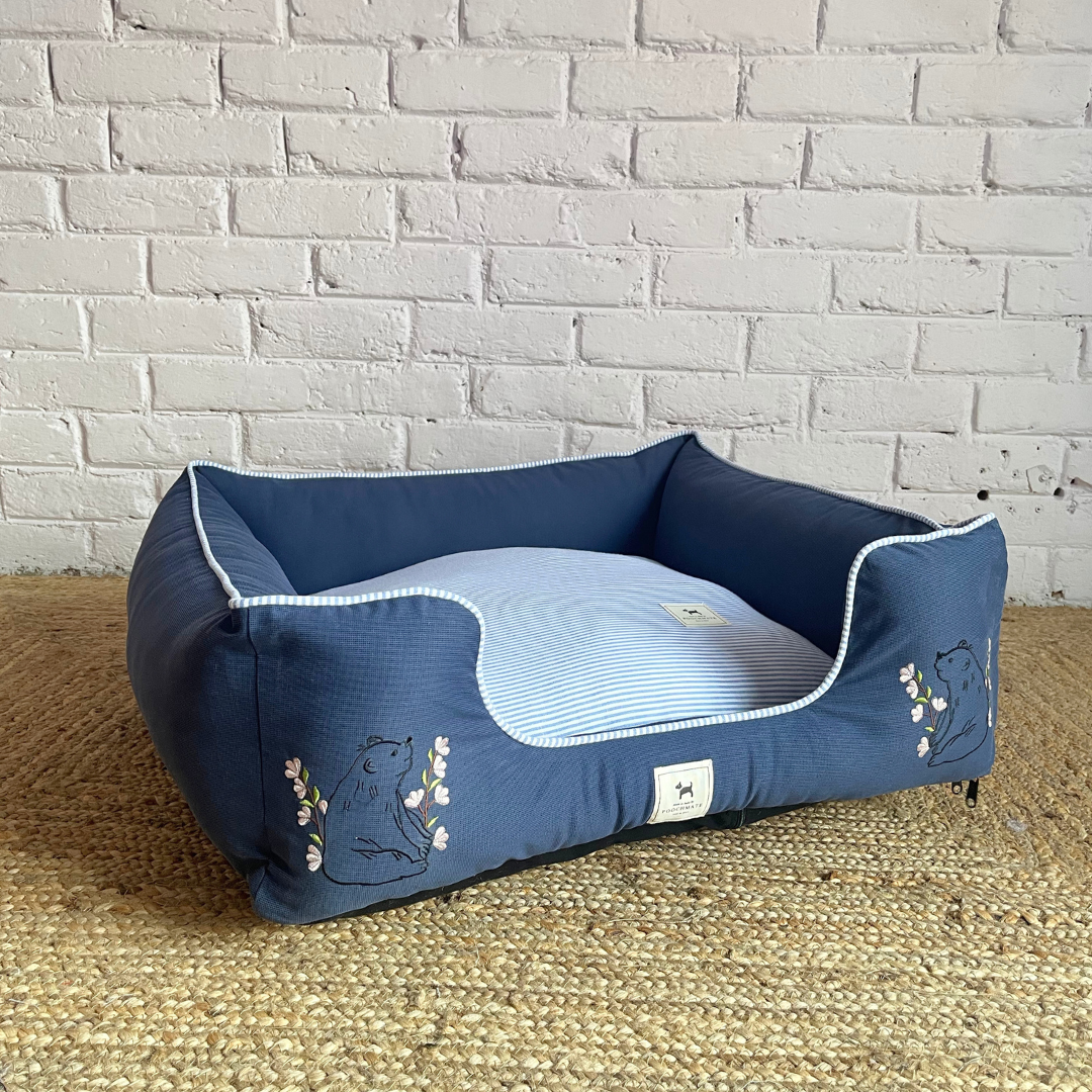 PoochMate OAK 3.0 : Bear on Flower Bed Beige & Blue Bolster Dog Bed : Small