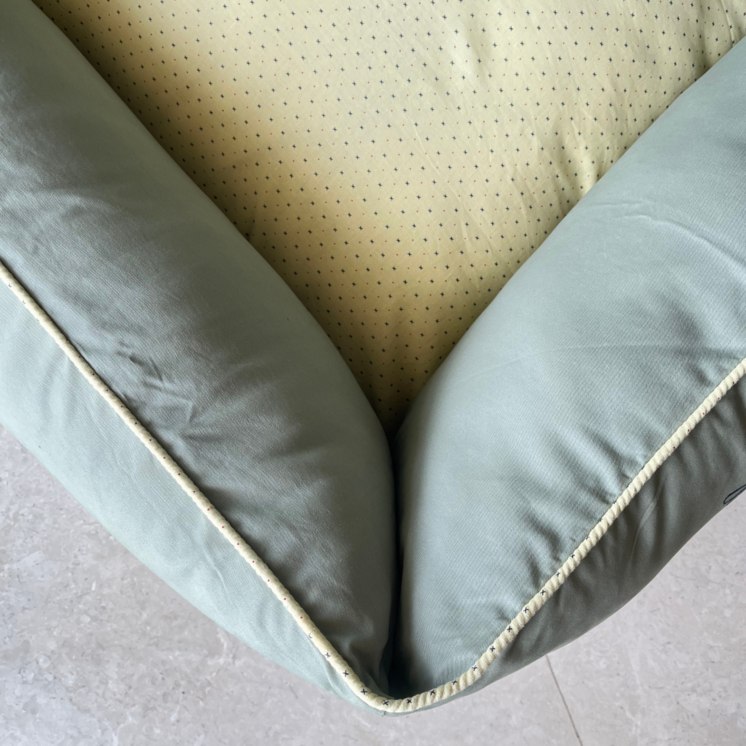 PoochMate OAK 3.0 : Sage & Yellow Bolster Dog Bed with Dragonflies : Large