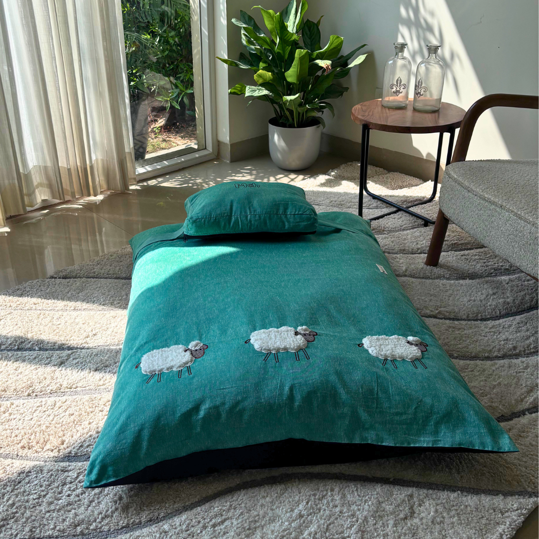 Cotton Dog Beds India | Washable beds for dogs| PoochMate Flat Beds