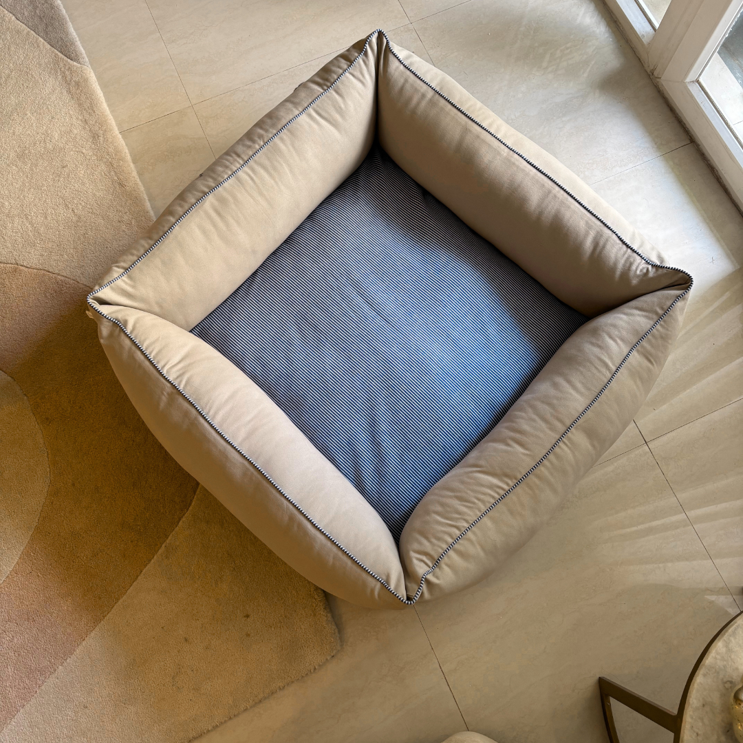 PoochMate Sawdust & Blue Striped Penguin Dog Bed