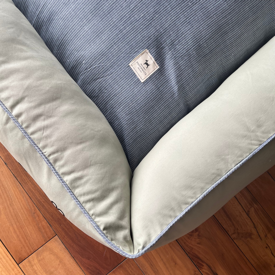 PoochMate OAK 3.0 : Gazing Zebra Sage & Blue Bolster Dog Bed : Large