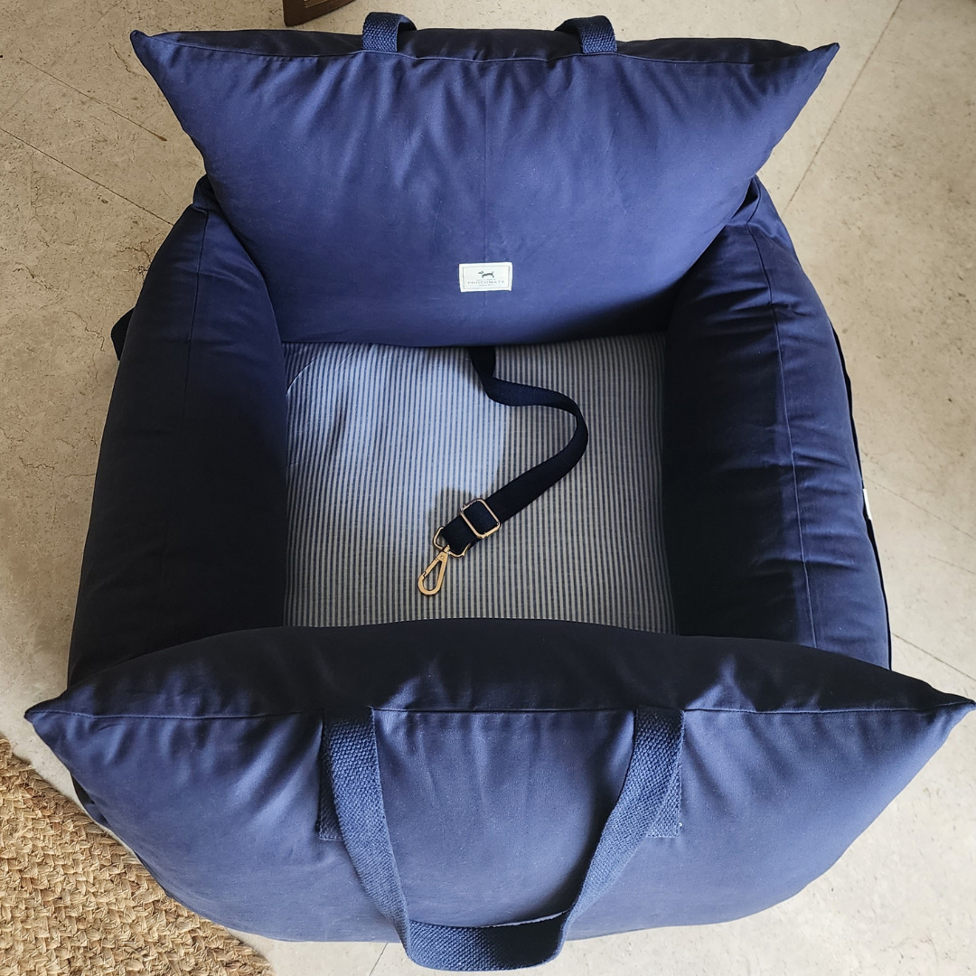 Car Seats for small dogs | Travel Dog Beds online India
