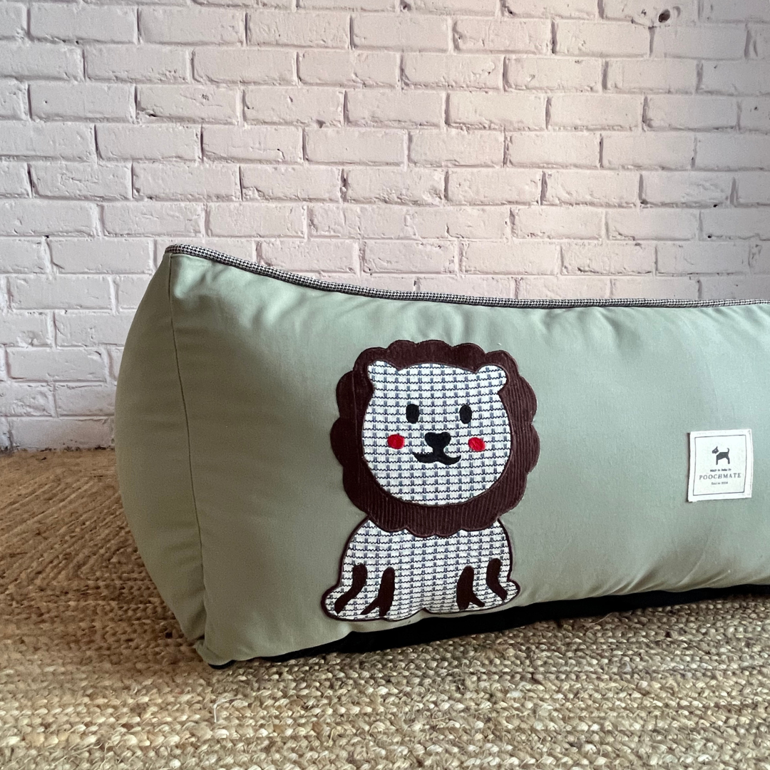 PoochMate OAK 3.0 : Lion Applique Sage & Brown Bolster Dog Bed : Medium