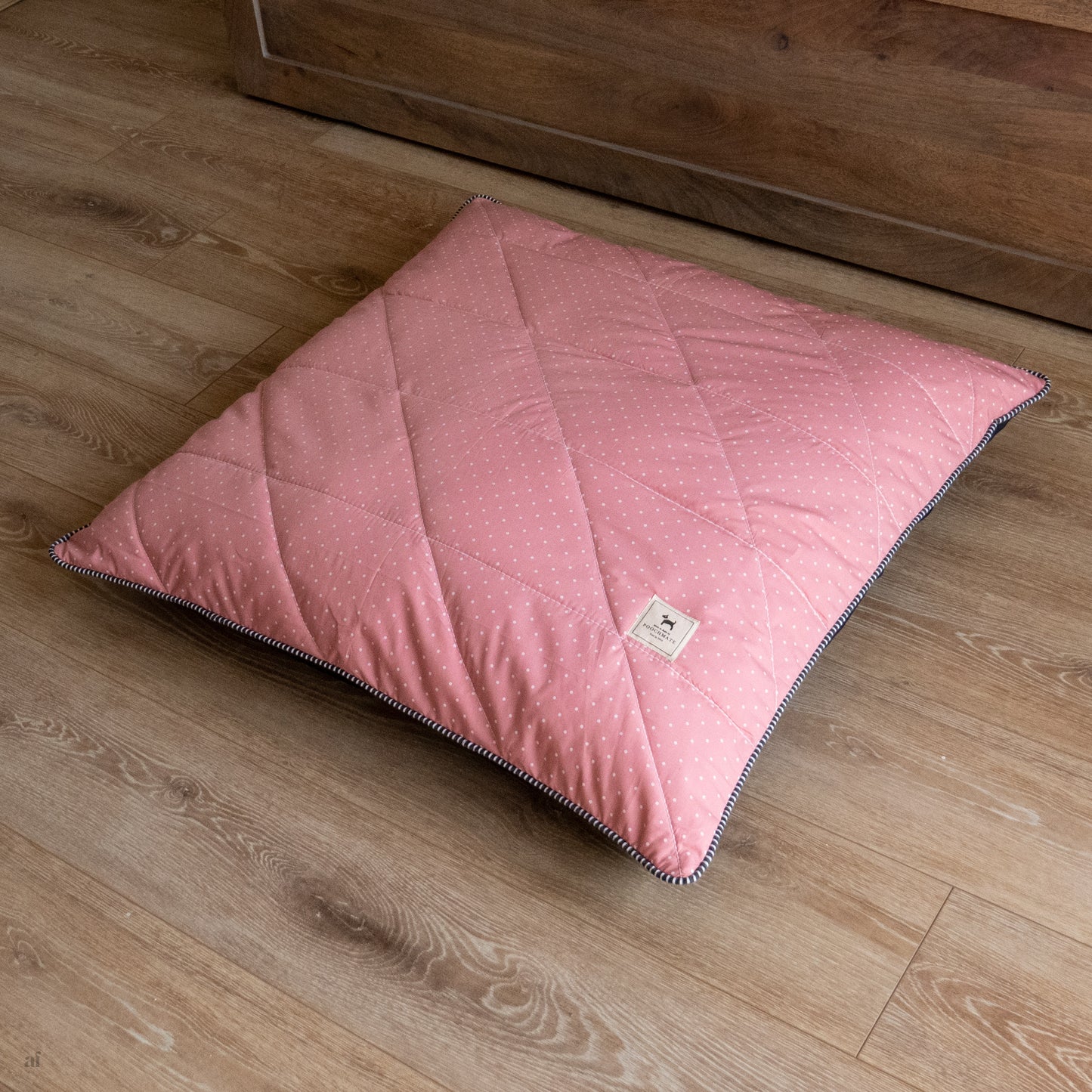 Pink Dog Bed online India | Cotton dog beds in India
