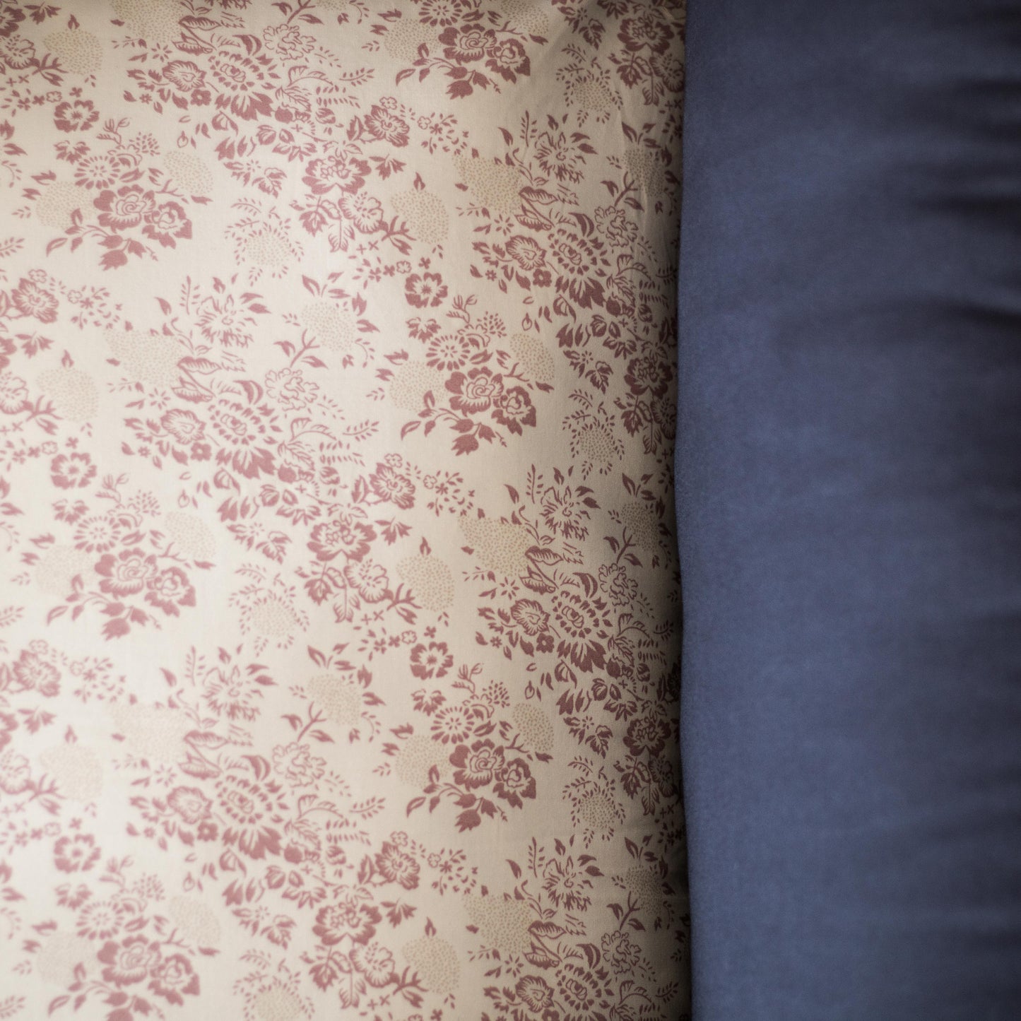 PoochMate Botanic Cameo Dog Bed Cover