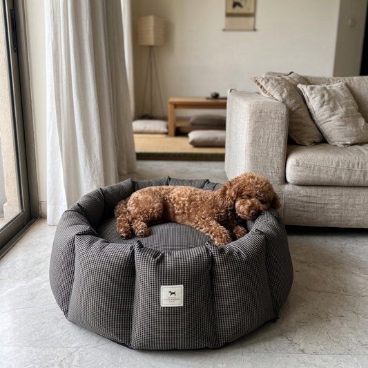Round Dog Bed with raised sides | Washable Dog beds online India | Washable round dog beds India | Best curling beds for dogs India