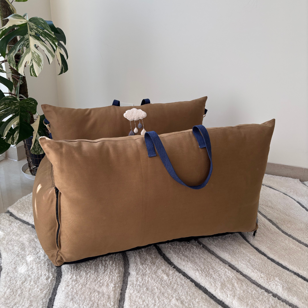 OAK BOHO Holiday Travel Bed for Small Dogs : Khaki Herringbone