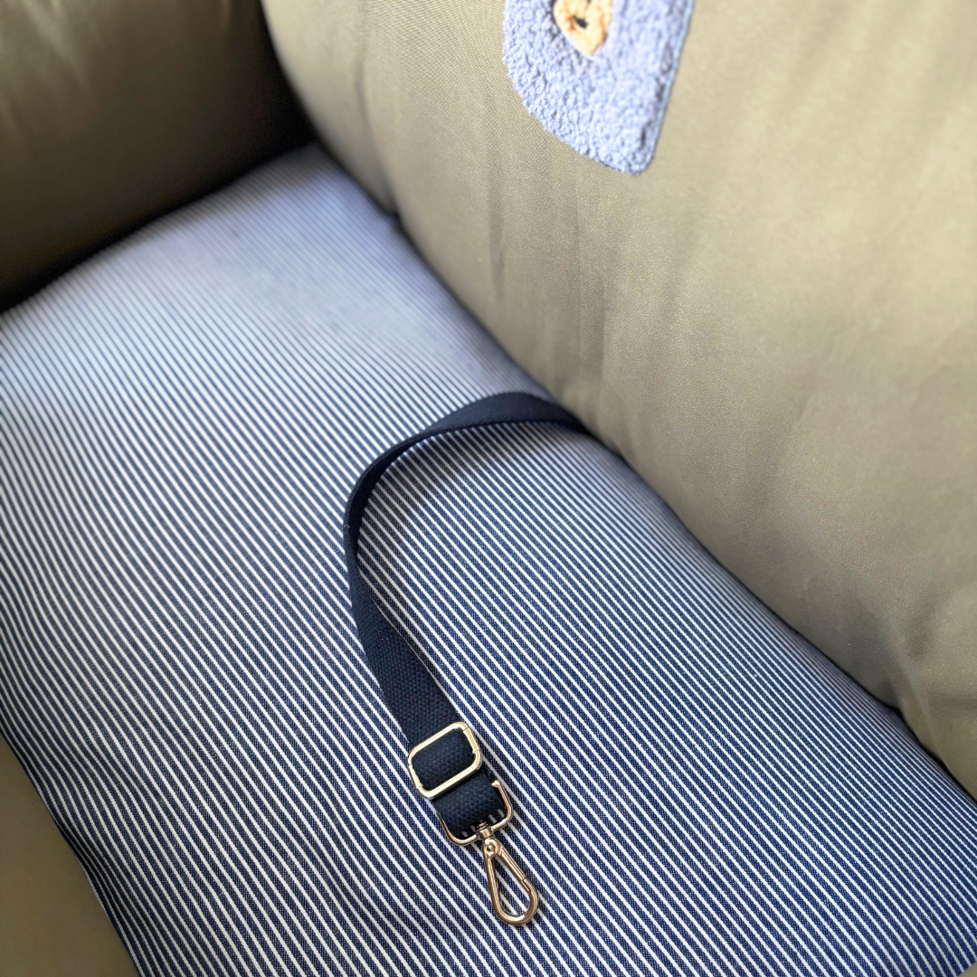 PoochMate Travel Bed for Small Dogs : Khaki & Blue Stripes