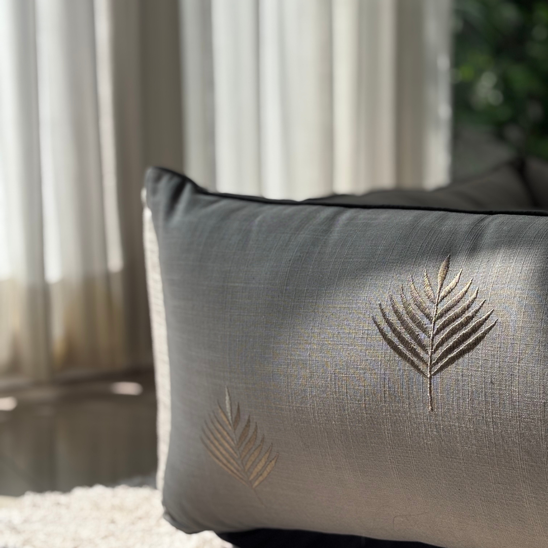 Large dog beds online India | Dog beds with washable covers | PoochMate Beds