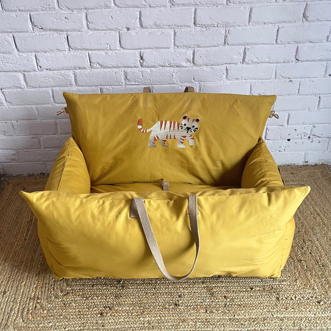 PoochMate OAK 3.0 : Majestic Tiger Travel Dog Bed Mustard : Medium