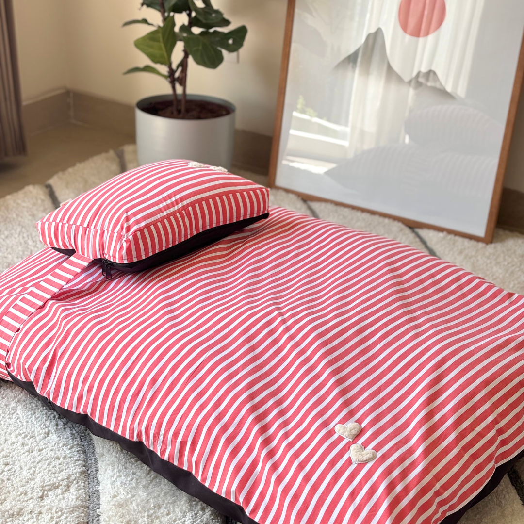 Red Dog Bed | Cotton Dog Beds online India