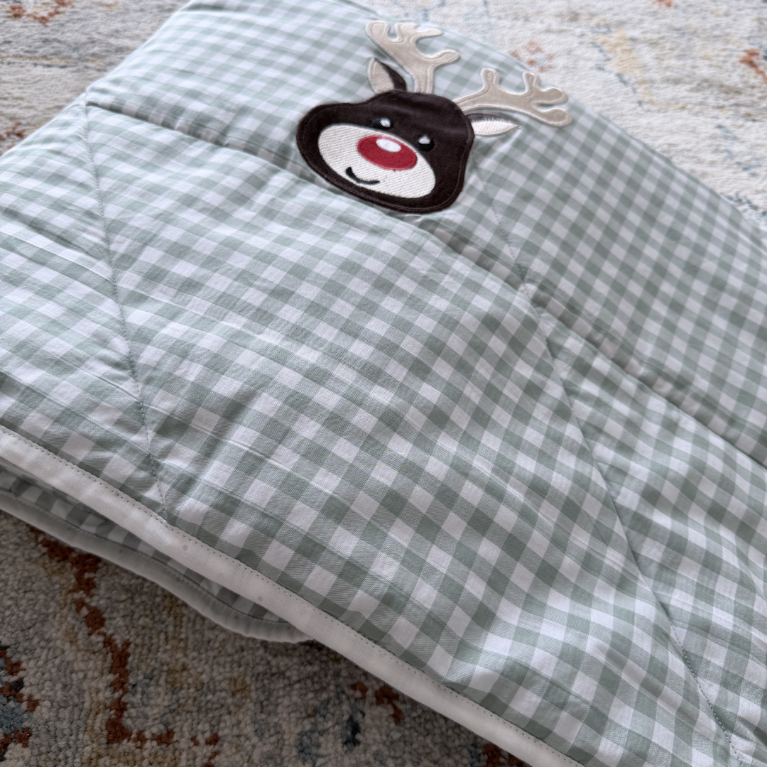 Dog Blanket for Bed | Pet Blankets online India | Best cotton dog blankets| Pet Blankets India| PoochMate Dog Blanket