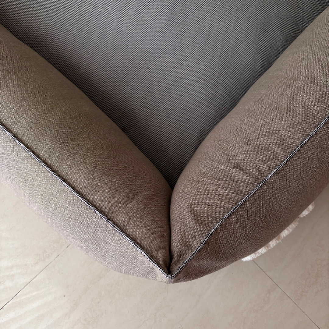 Washable linen dog bed| Dog bed with embroidery