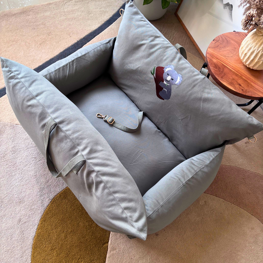 PoochMate Travel Dog Bed | Dog Car Seats online India | Travel beds for large dogs | Large dog car Seats