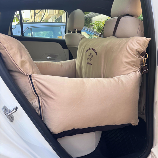 PoochMate Travel Bed | Dog Car seat | Dog Travel beds online India | Travel beds for large dogs | Car seats for large dogs India