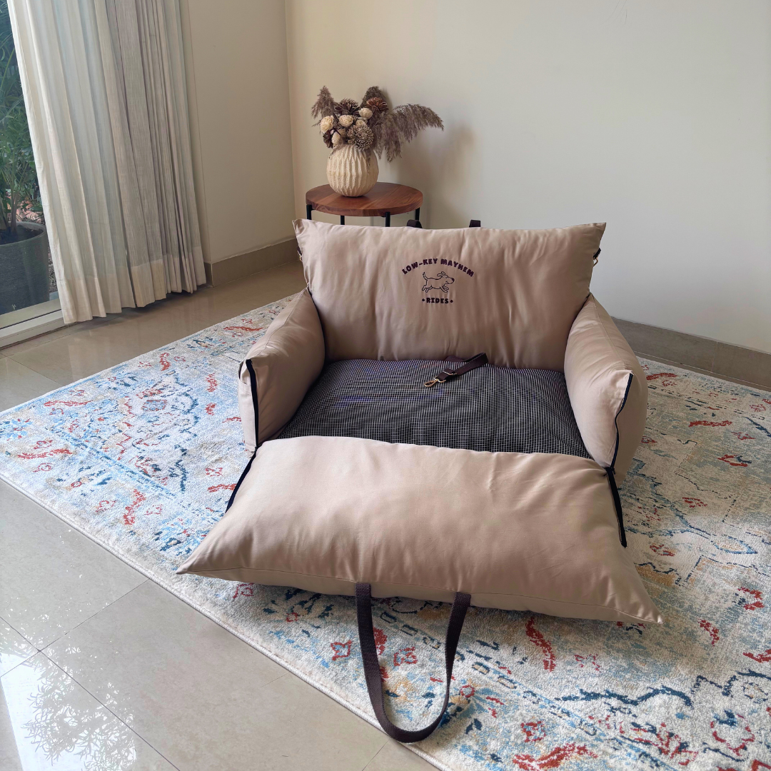 PoochMate Travel Bed | Dog Car seat | Dog Travel beds online India | Travel beds for large dogs | Car seats for large dogs India