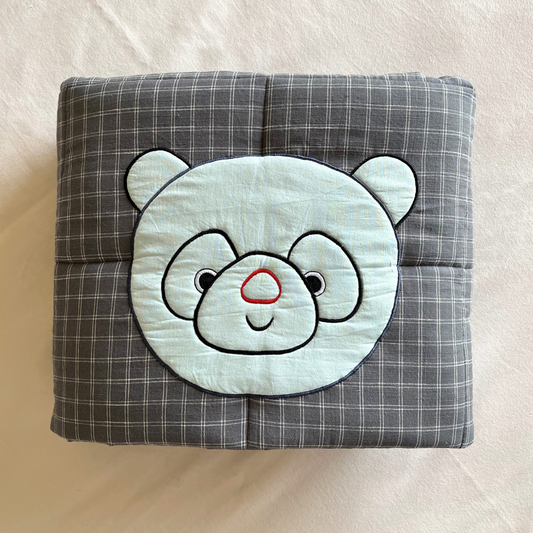PoochMate OAK 3.0 : Panda Applique Sawdust & Mint Dog Blanket Large