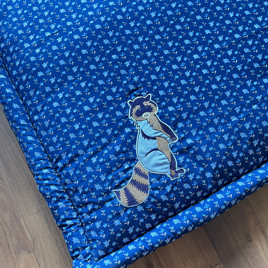 PoochMate OAK 3.0 : Standing Lemur Floral Blue Mat X-Large