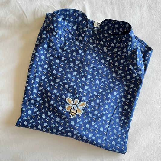 PoochMate OAK 3.0 :  Blue Floral Dog Shirt with honey bee Size 26