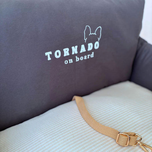 Dog Travel beds | Car Seats for large dogs | Dog Car Seats online India | PoochMate Travel Beds