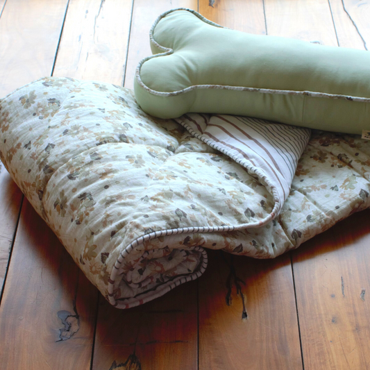 Dog Cotton Blanket & pillow Set | Washable soft dog blankets