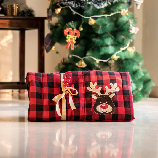 PoochMate Christmas Reindeer Dog Blanket