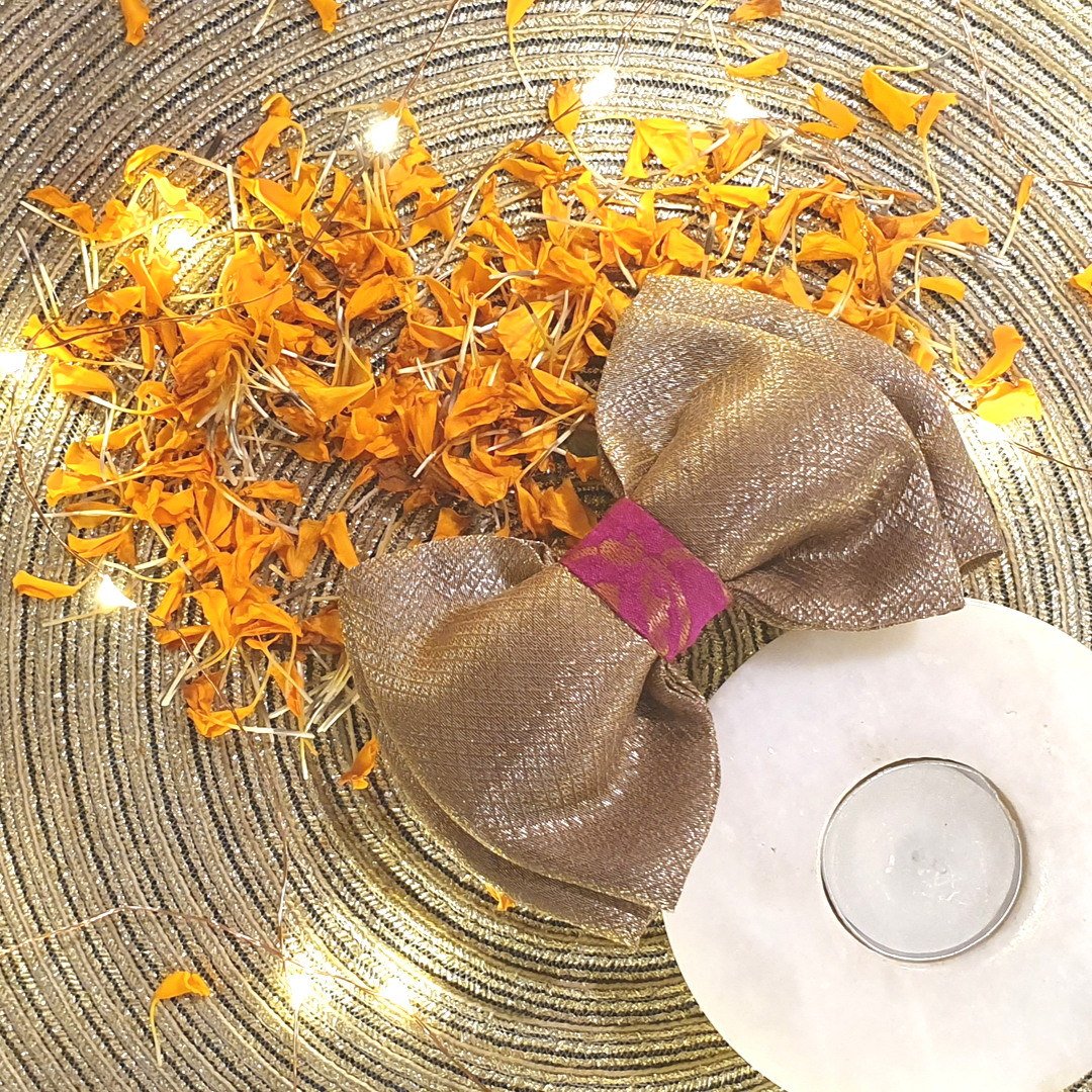 PoochMate Gold Diwali Bow Slider