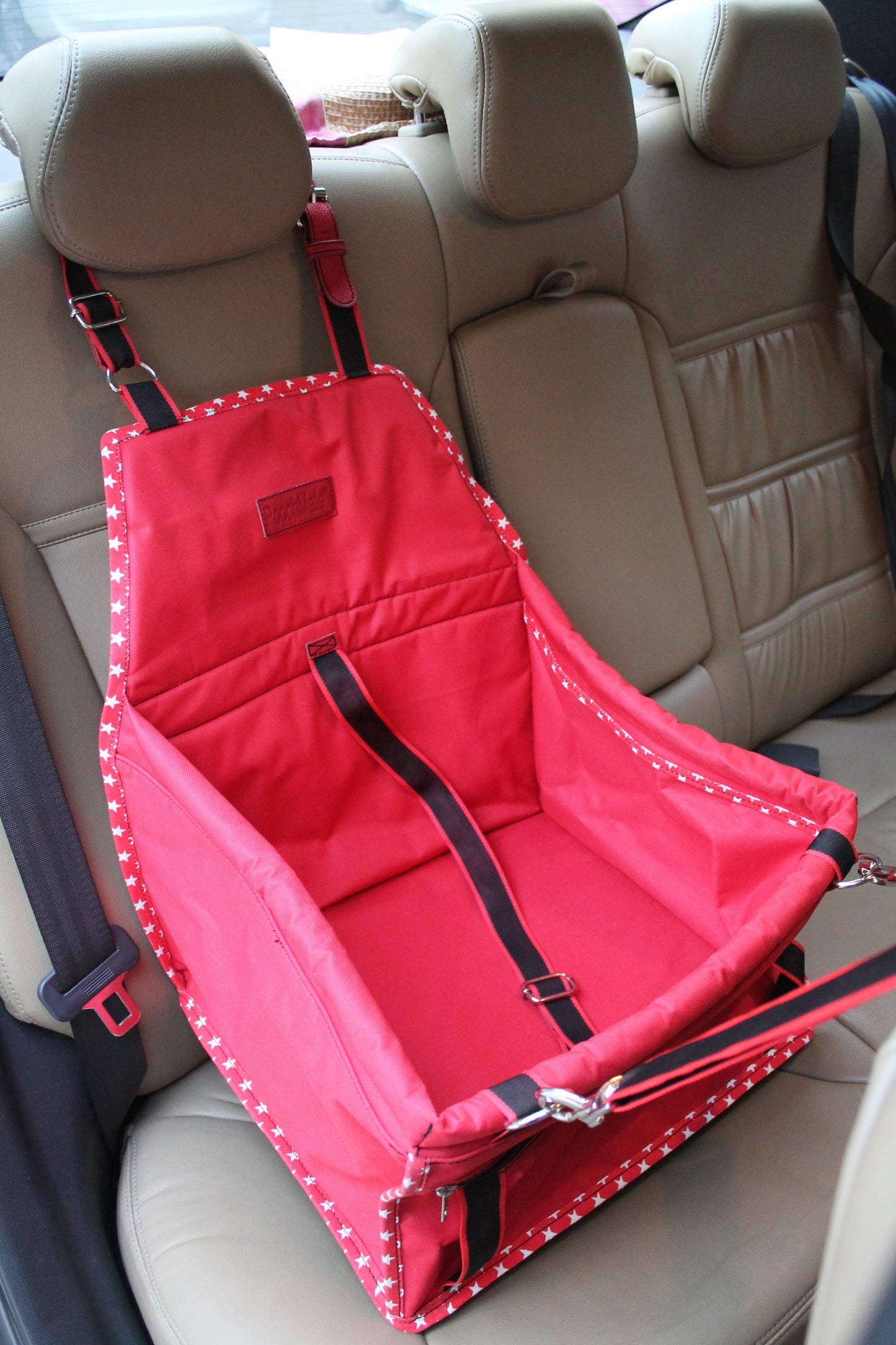 PoochMate Cradle Car Seat - Red